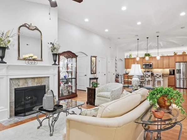 1662 Sedgefield Dr #7-C, Ooltewah, TN 37363