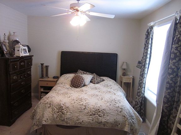 2nd image of 44 N Garden Park Unit 4