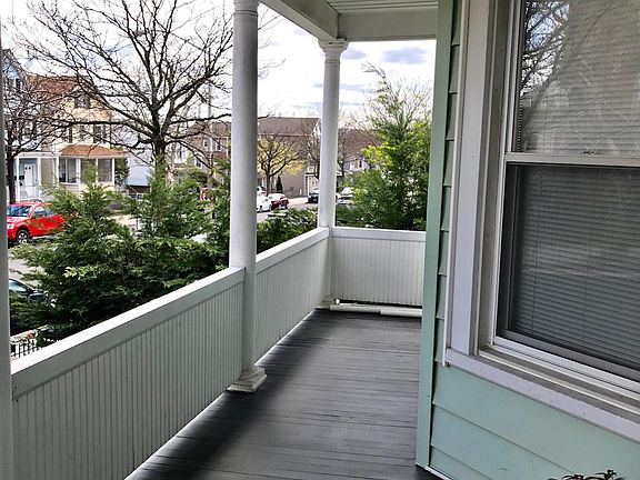 2nd image of 131 Beekman Ave #1