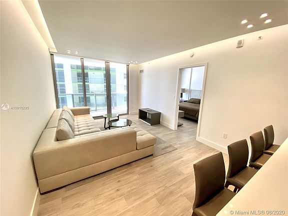 5th image of 488 NE 18th St Unit 2208
