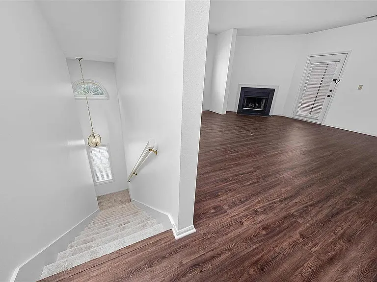 1025 N Spoede Rd — Photo 7