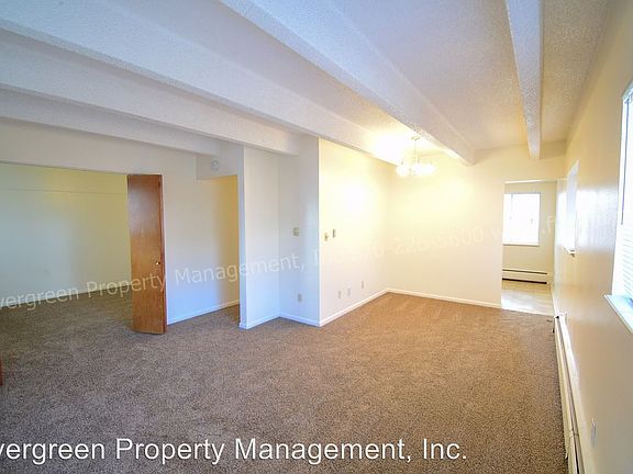 2nd image of 1109 Alford St APT 301