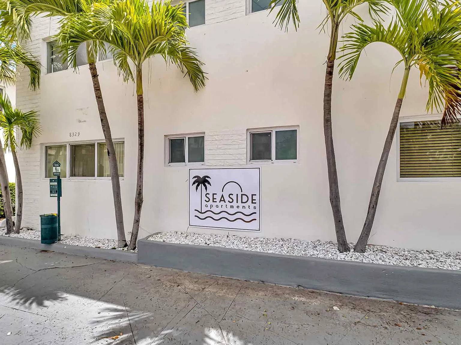 Studio, 695 sqft, $1,650 — Photo 1