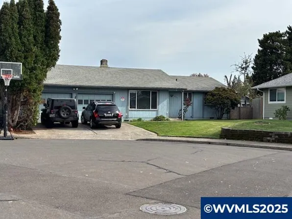 4784 Buckhorn Ct SE, Salem, OR 97317