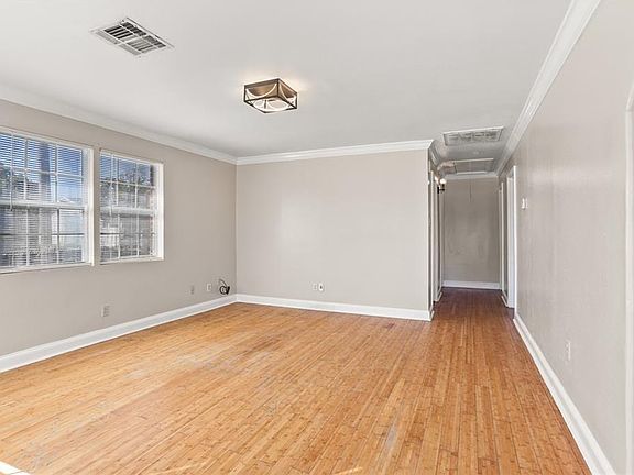 3rd image of 1145 Terry St