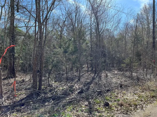 S5473 Red Bird Ln, Quinlan, TX 75474