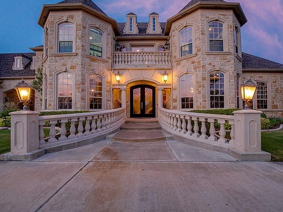 3rd image of 1713 Bison Meadows Ln