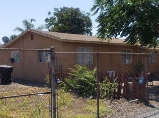 8967 Redwood Ave, Fontana, CA 92335