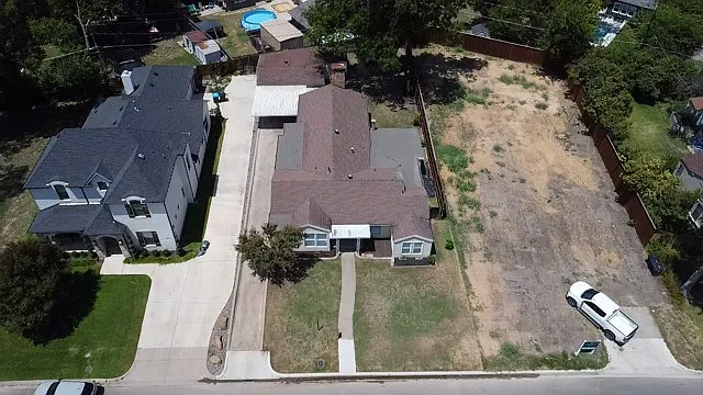 837 Northwood Rd — Photo 21