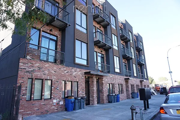 Rented by Rennit Inc. | media 39