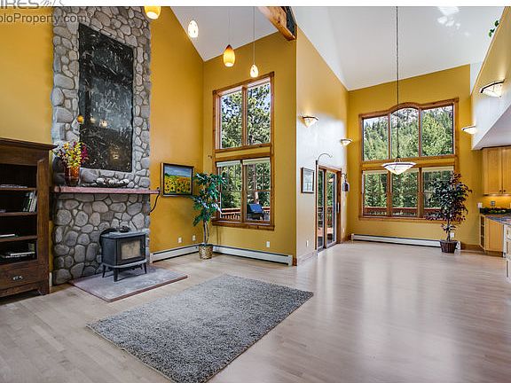 Wonderful Open Living Room!
