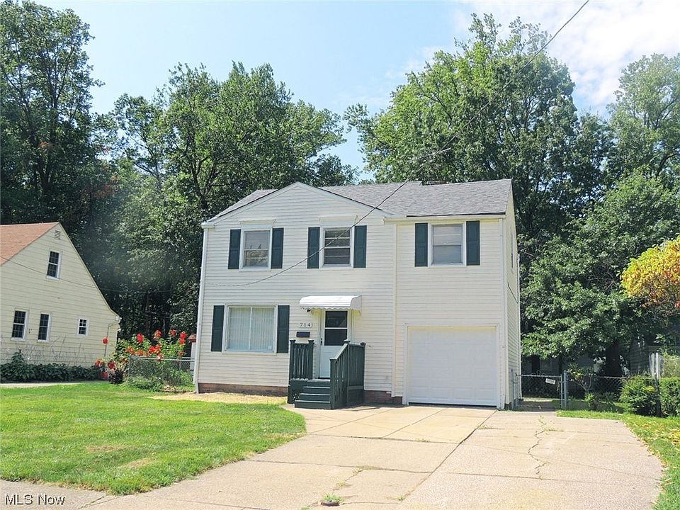 1st image of 714 E 254th St