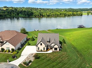 659 Quiet River Ln, Loudon, TN 37774