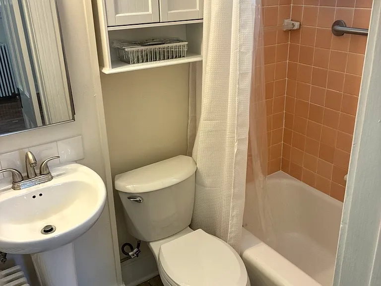 246 Charles Ave SE #1 — Photo 14