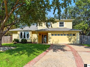 1002 Claudene Ct, Bellevue, NE 68005