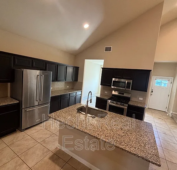 9209 Sawyer Fay Ln — Photo 9
