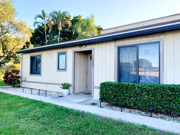 11883 Sturbridge Ln, Wellington, FL 33414