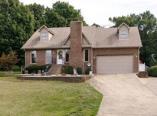 492 Floyds Fork Dr, Shepherdsville, KY 40165