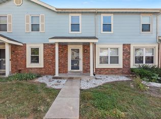1308 Summergate Pkwy, Saint Charles, MO