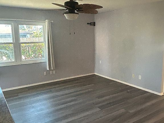 5th image of 698 Atlantic Dr