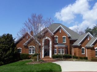 33 Ridgerock Dr, Signal Mountain, TN 37377