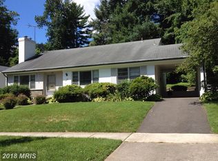 5500 Cromwell Dr, Bethesda, MD 20816