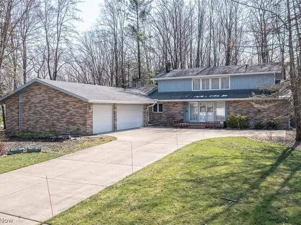 20009 Hawthorne Ln, Strongsville, OH 44149