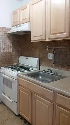 Rented by Lions Share Inc. | media 31