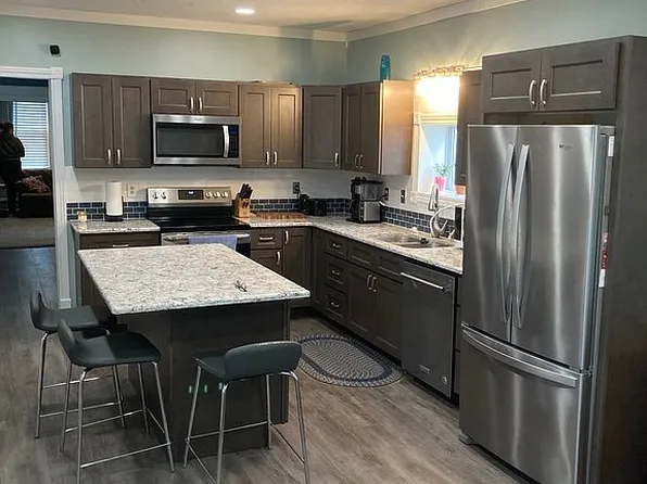 4243 Seeger St, Cass City, MI 48726