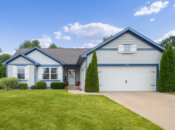 8609 Shore Way Dr SW, Byron Center, MI 49315