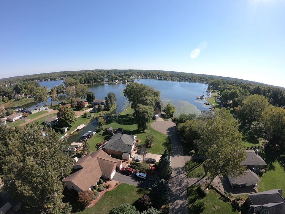 480 Aarons Way Ortonville, MI, 48462 Apartments for Rent Zillow