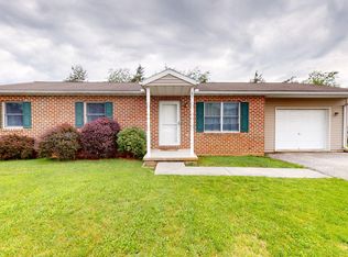 87 Jessica Dr, Gettysburg, PA 17325