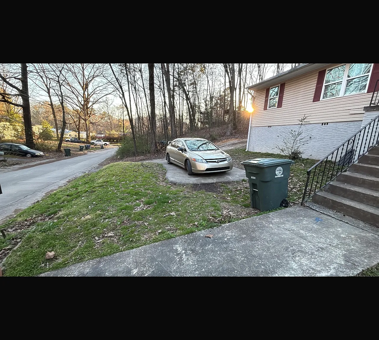 2 bed, 1.5 bath, 820 sqft, $1,300 — Photo 1