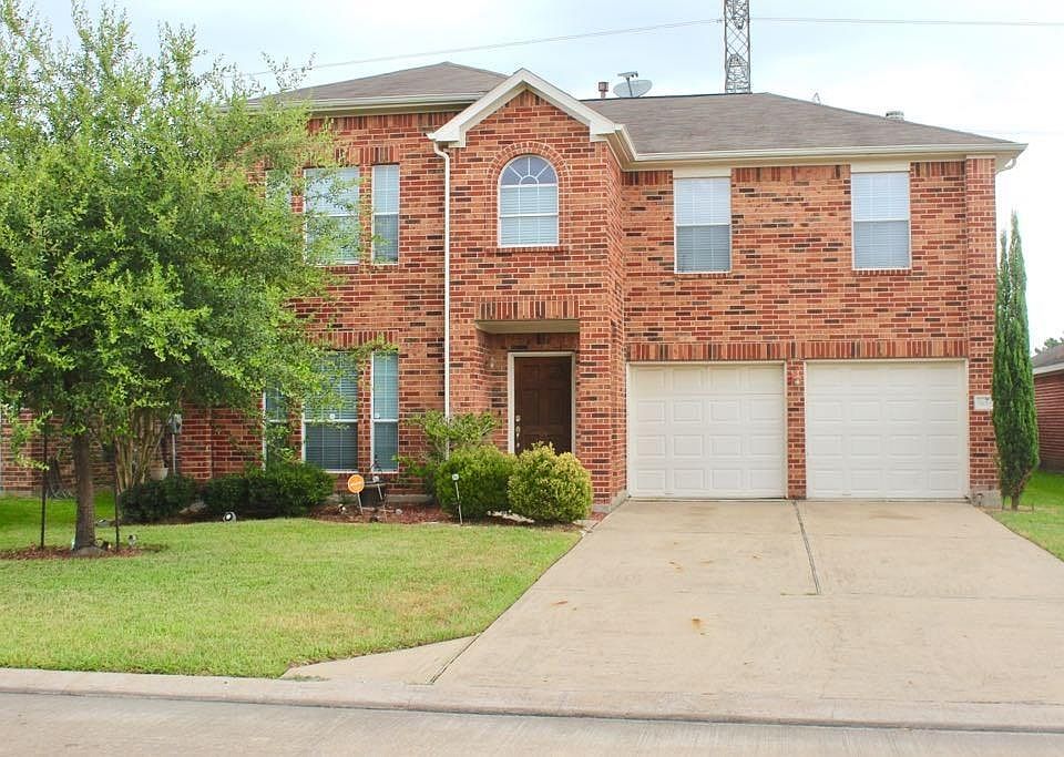 1st image of 9022 N Ferndale Place Dr