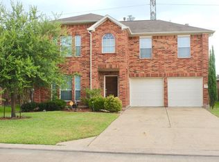 9022 N Ferndale Place Dr, Houston, TX 77064