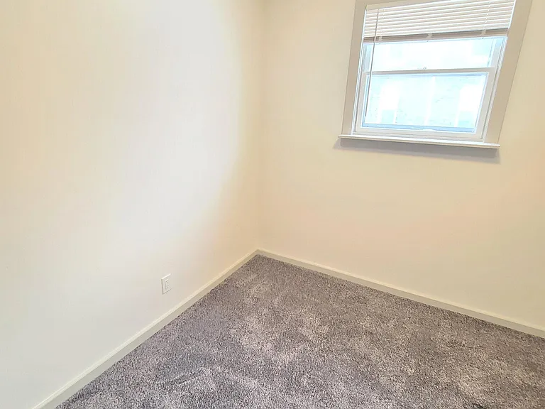 803 Hamilton St #L — Photo 16