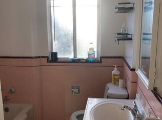 8928 Plymouth St, Oakland, CA 94621