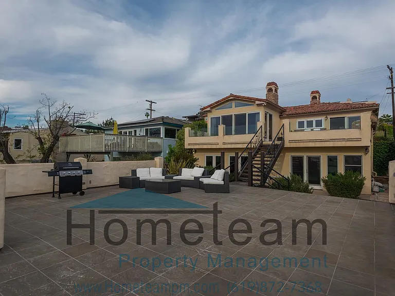 2324 Frankfort St — Photo 3