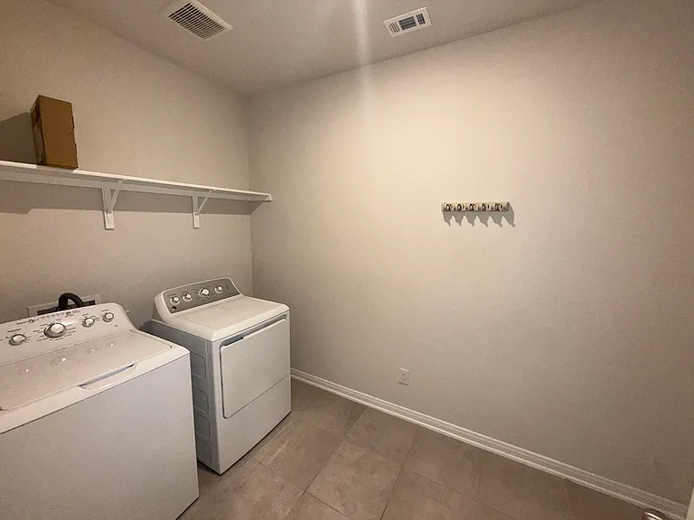 434 Shelton Pass — Photo 7