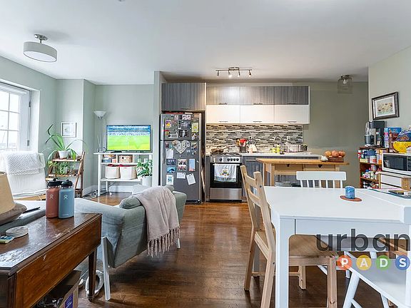 4th image of 1400 Bedford Ave APT 2A