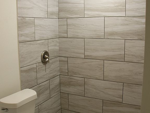 5th image of 340 Montclair St #11249690