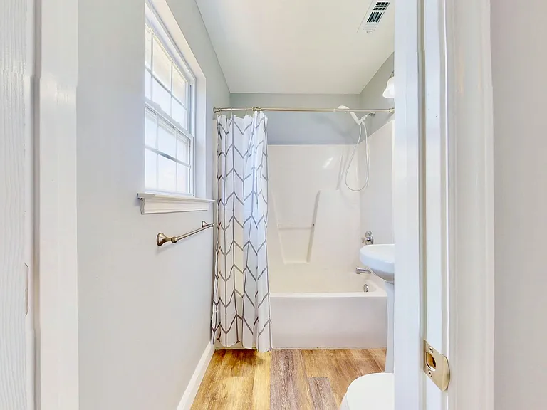 11239 Walland Ln — Photo 58