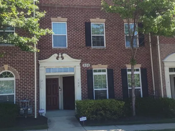 906 Hall Station Dr Unit 202, Bowie, MD 20721