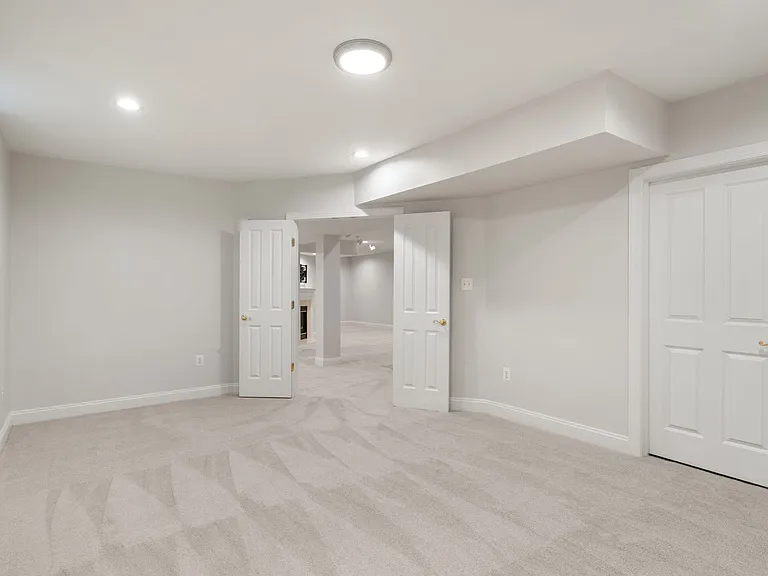 9185 Topaz St — Photo 55