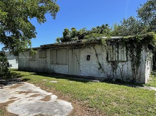 10470 SW 149th St, Miami, FL 33176