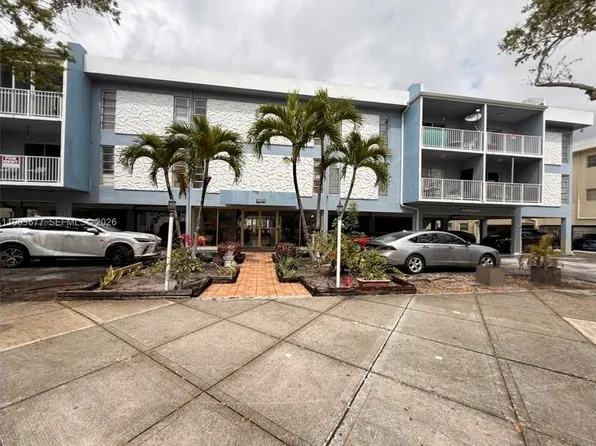 1735 NE 164th St #B203, North Miami Beach, FL 33162