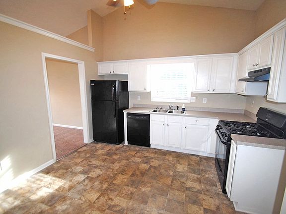 5th image of 3625 Sugarbrook Dr