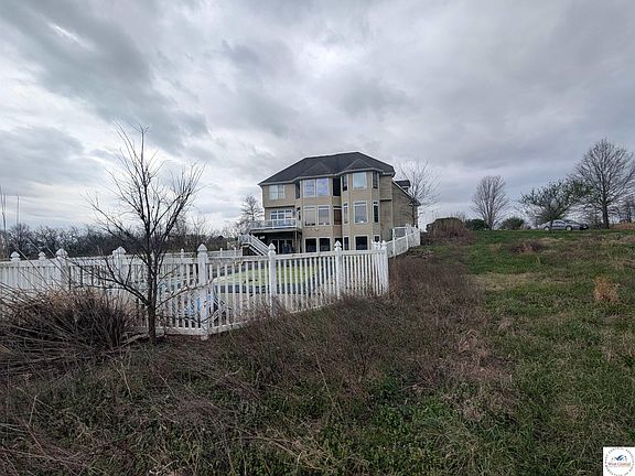 5th image of 141 NE 770th Rd