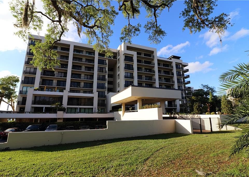 1st image of 4 Belleview Blvd APT 404