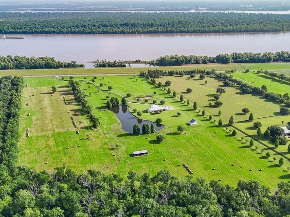 515 River Rd, Sunshine, LA 70780